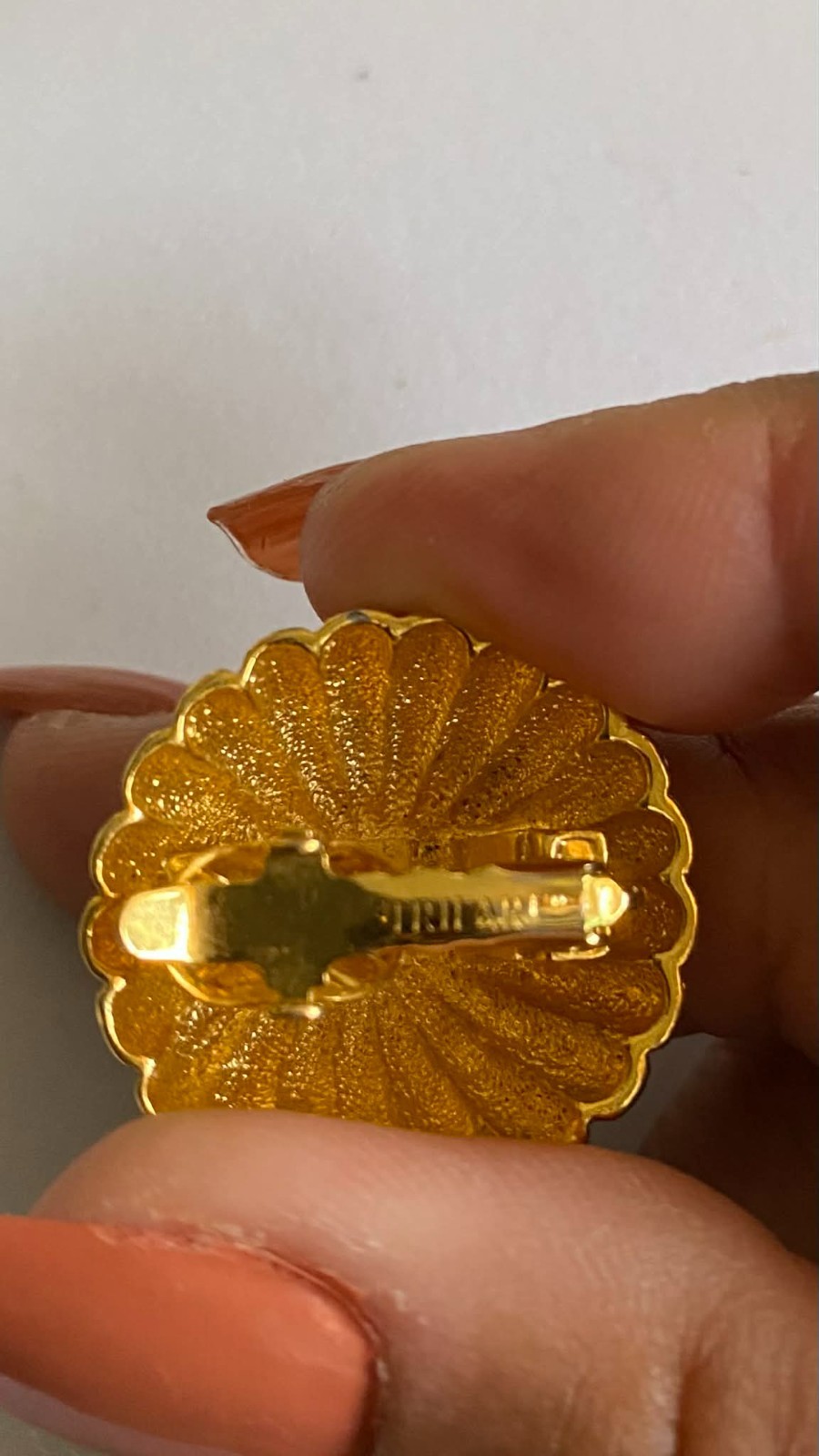 earring vintage