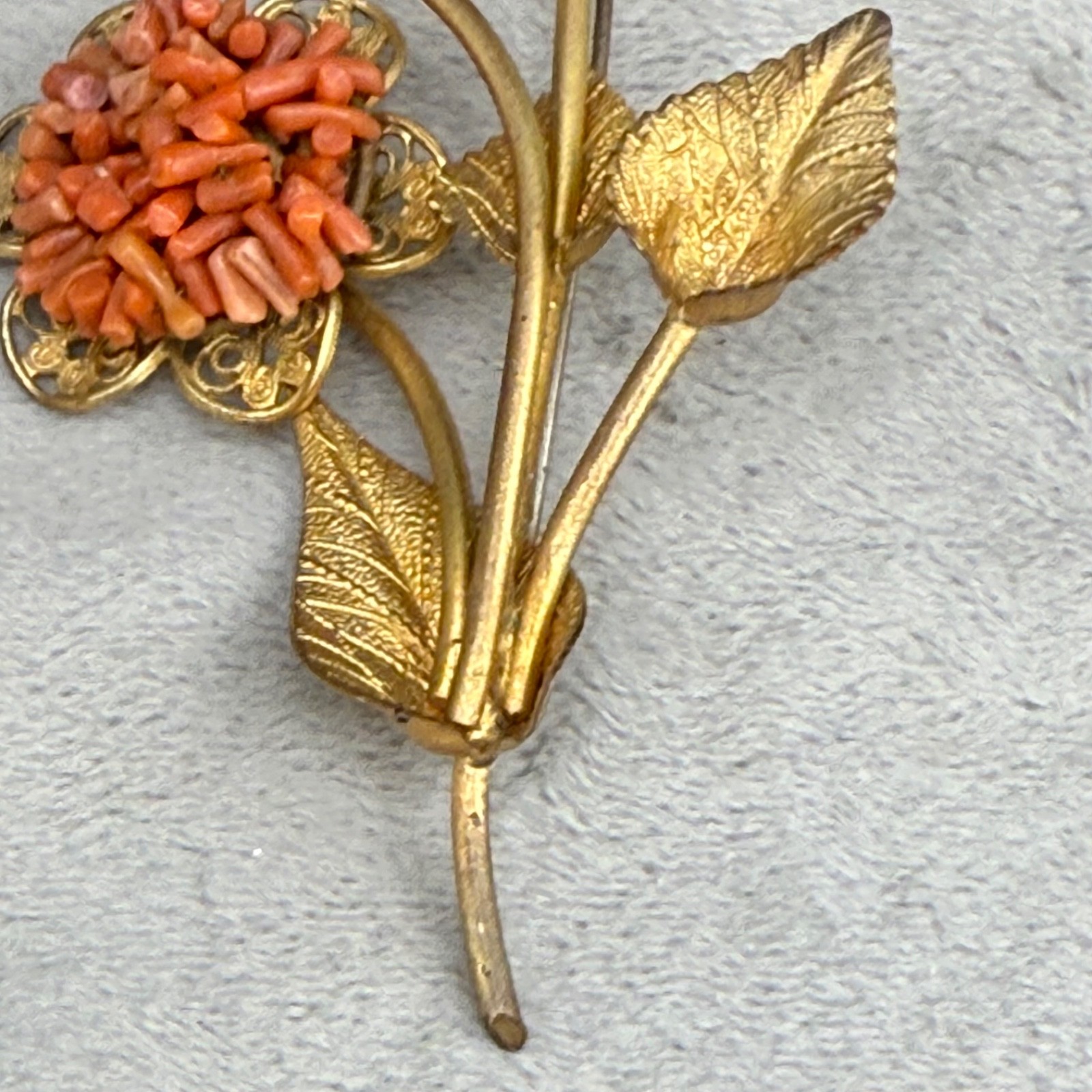 Vintage Flower Brooch Gold Tone Coral Haskell?
