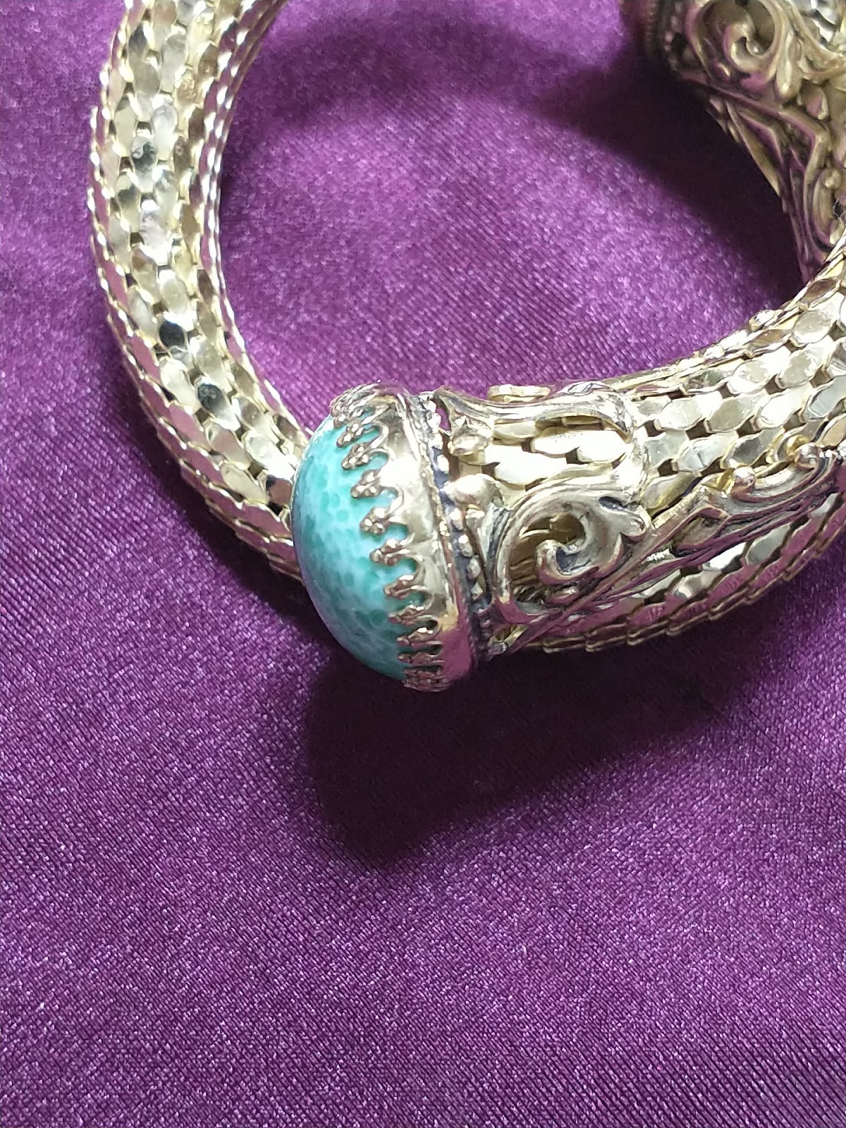 VINTAGE WHITING & DAVIS Mesh Snake Wrap Bracelet Green Peking Glass Cabochon