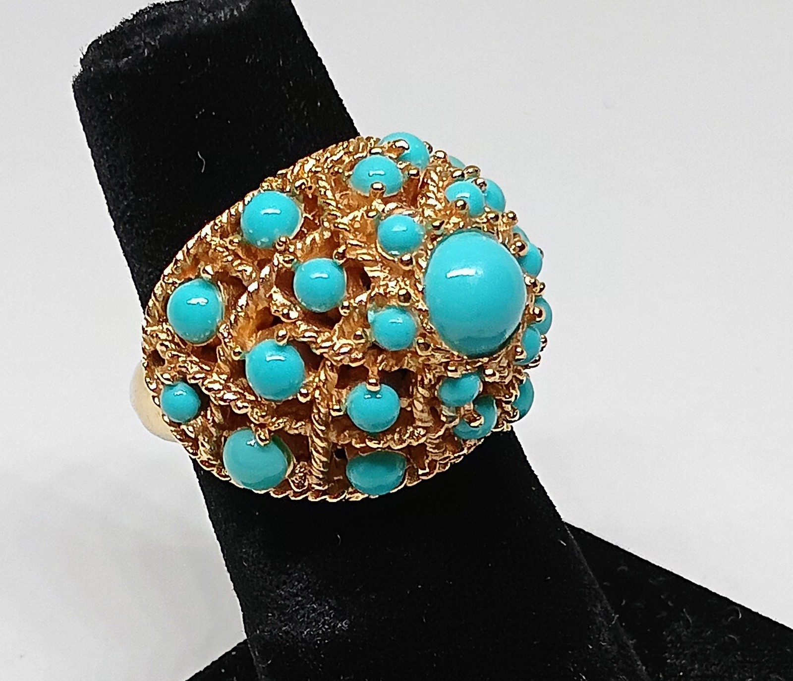 Vintage Crown Trifari Gold Tone Turquoise Dome Adjustable Statement Ring