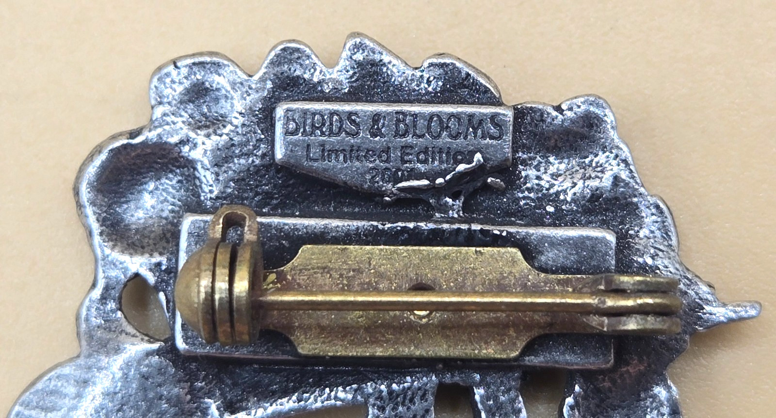 2001 Limited Edition Pewter Birds & Blooms Garden Cart Wheelbarrow PIN Brooch