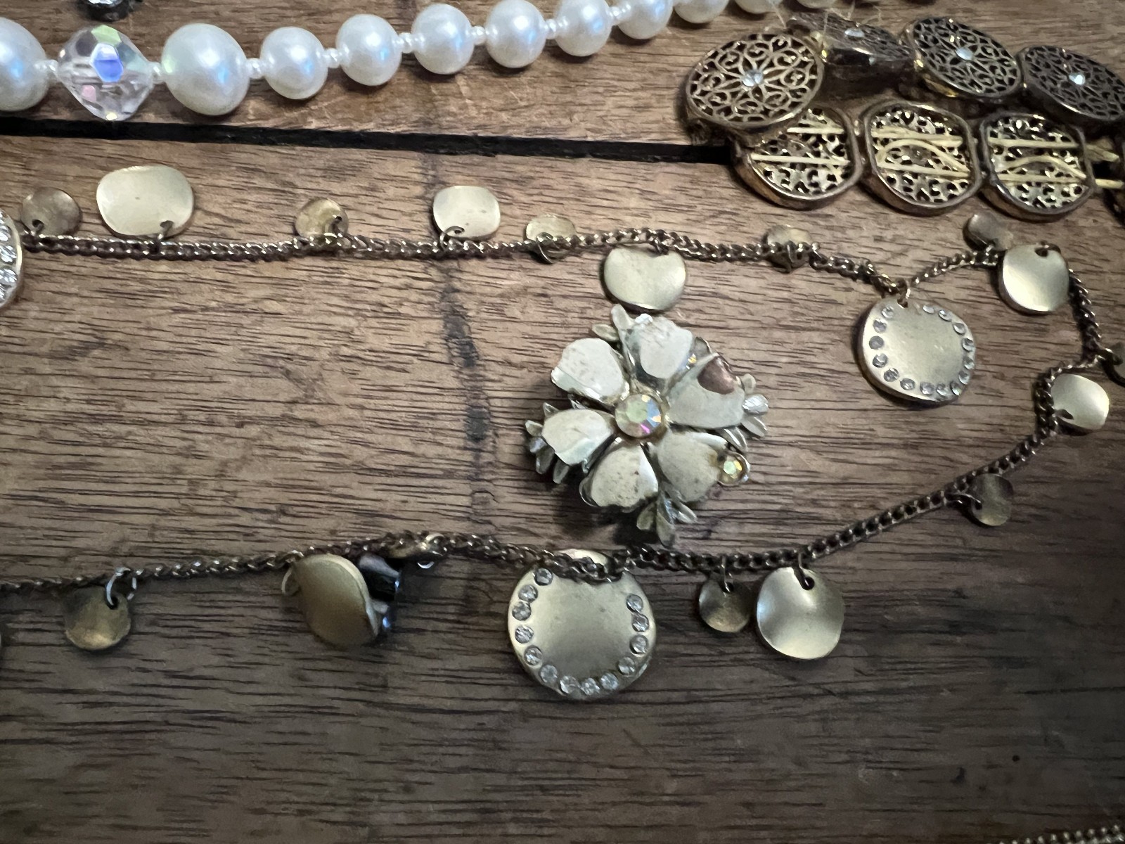 1 lb 3 oz Vintage Costume Jewelry Lot