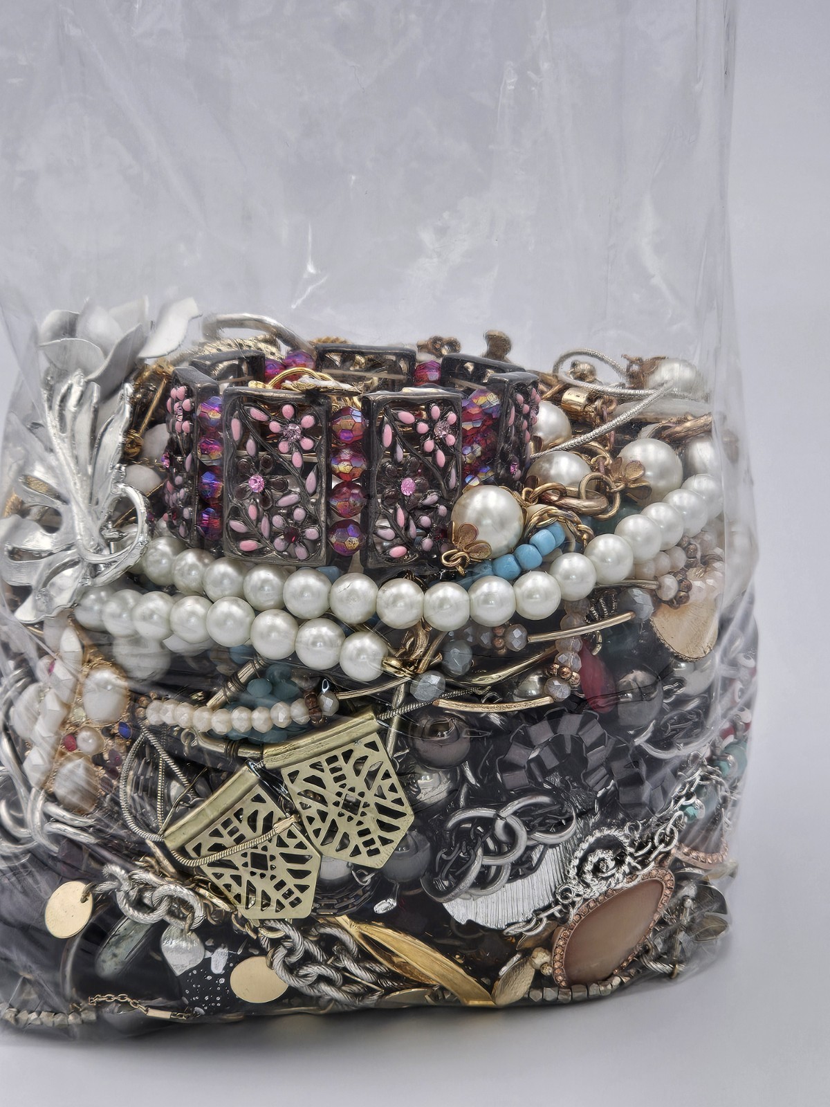 Mixed Wearable Jewelry Lot 26B Bag Vintage to Modern All Wearable 3 Lb 6 oz