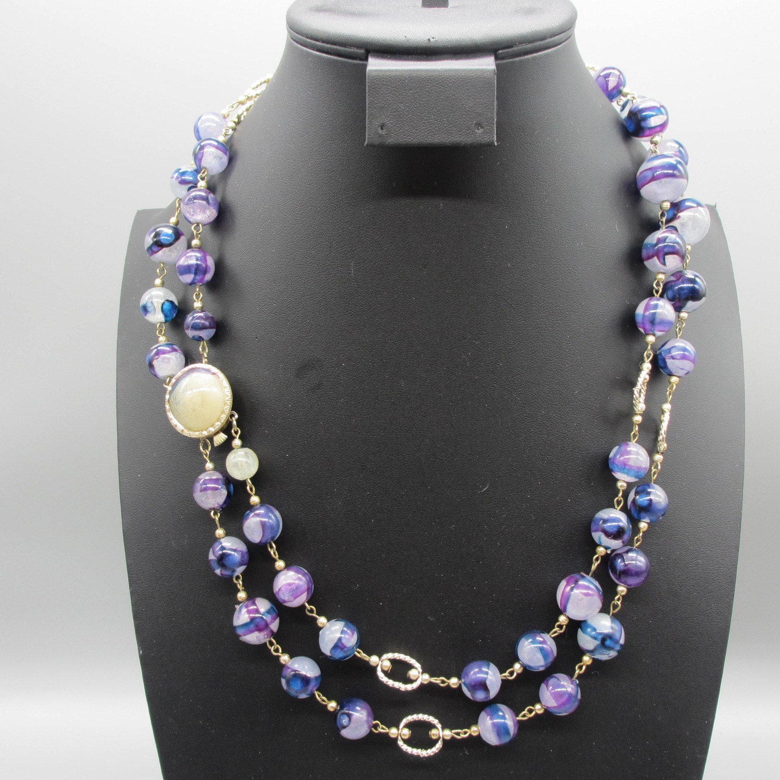 Vintage Hong Kong Necklace Earrings Set Beaded Blue Purple Clip Ons 23 Inch