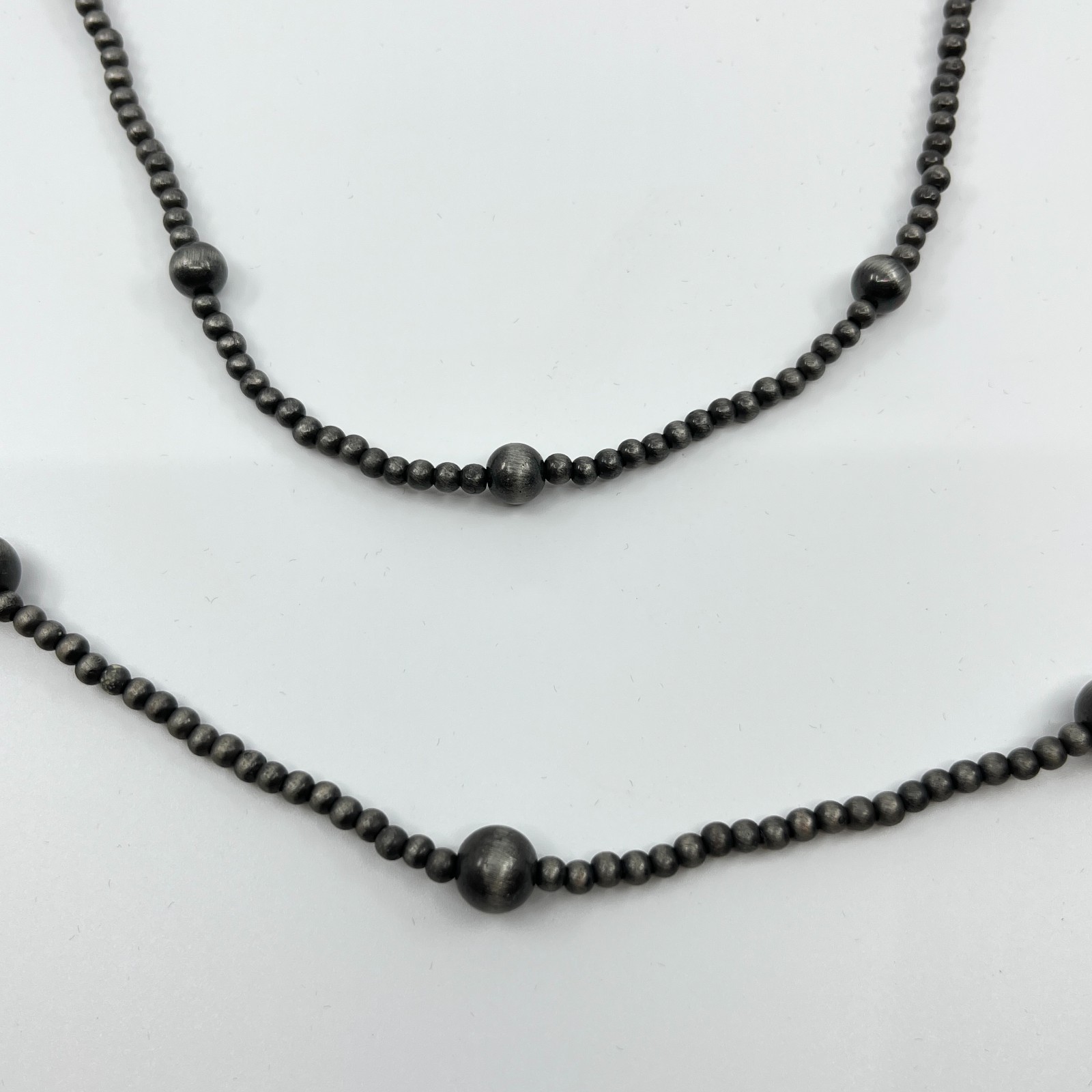 Vintage Southwestern Style Long Hematite Gray Beaded Strand Necklace Classic