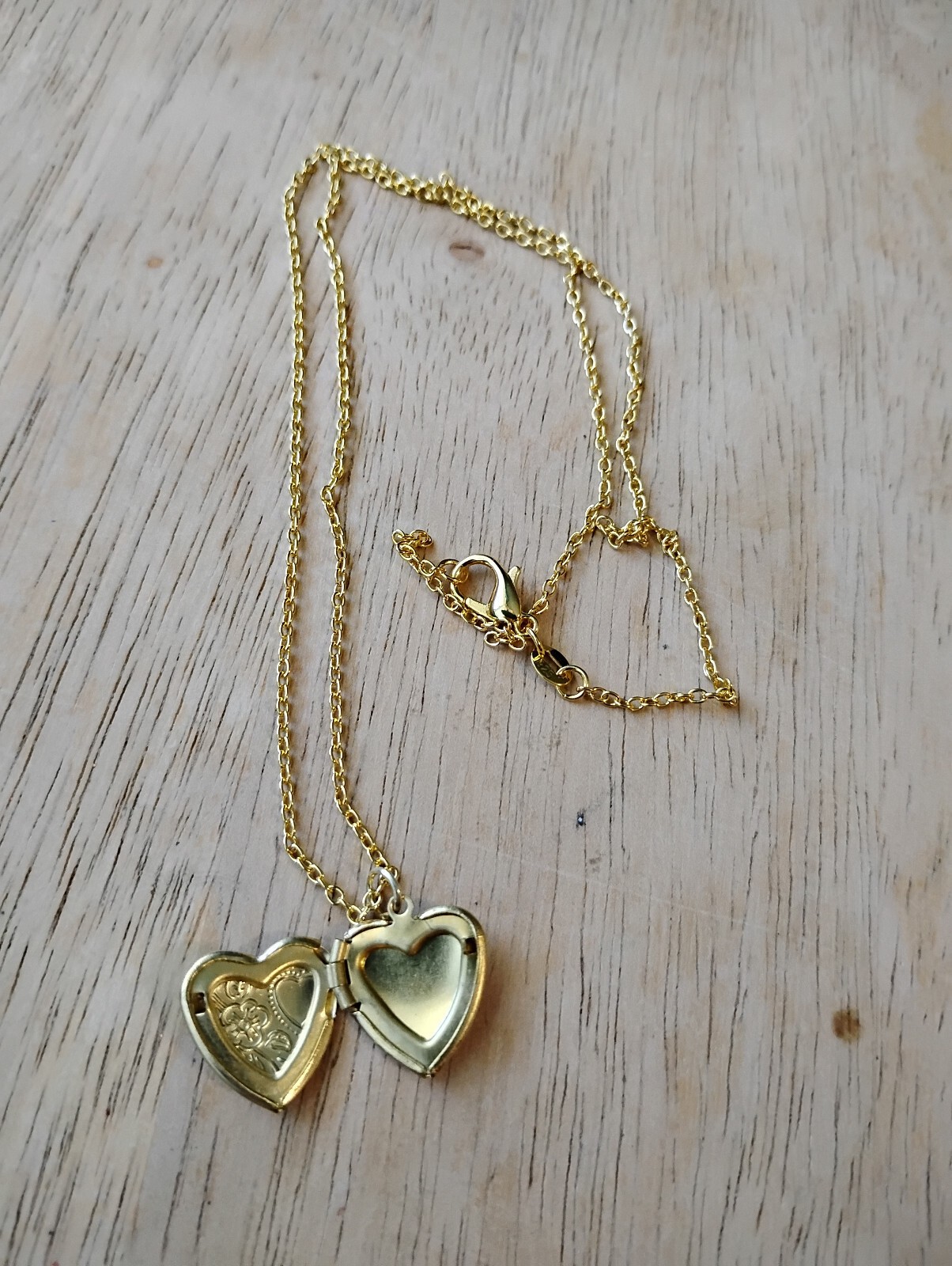 Gold Heart Locket necklace etched flower 14K gold plated chain Retro Vintage