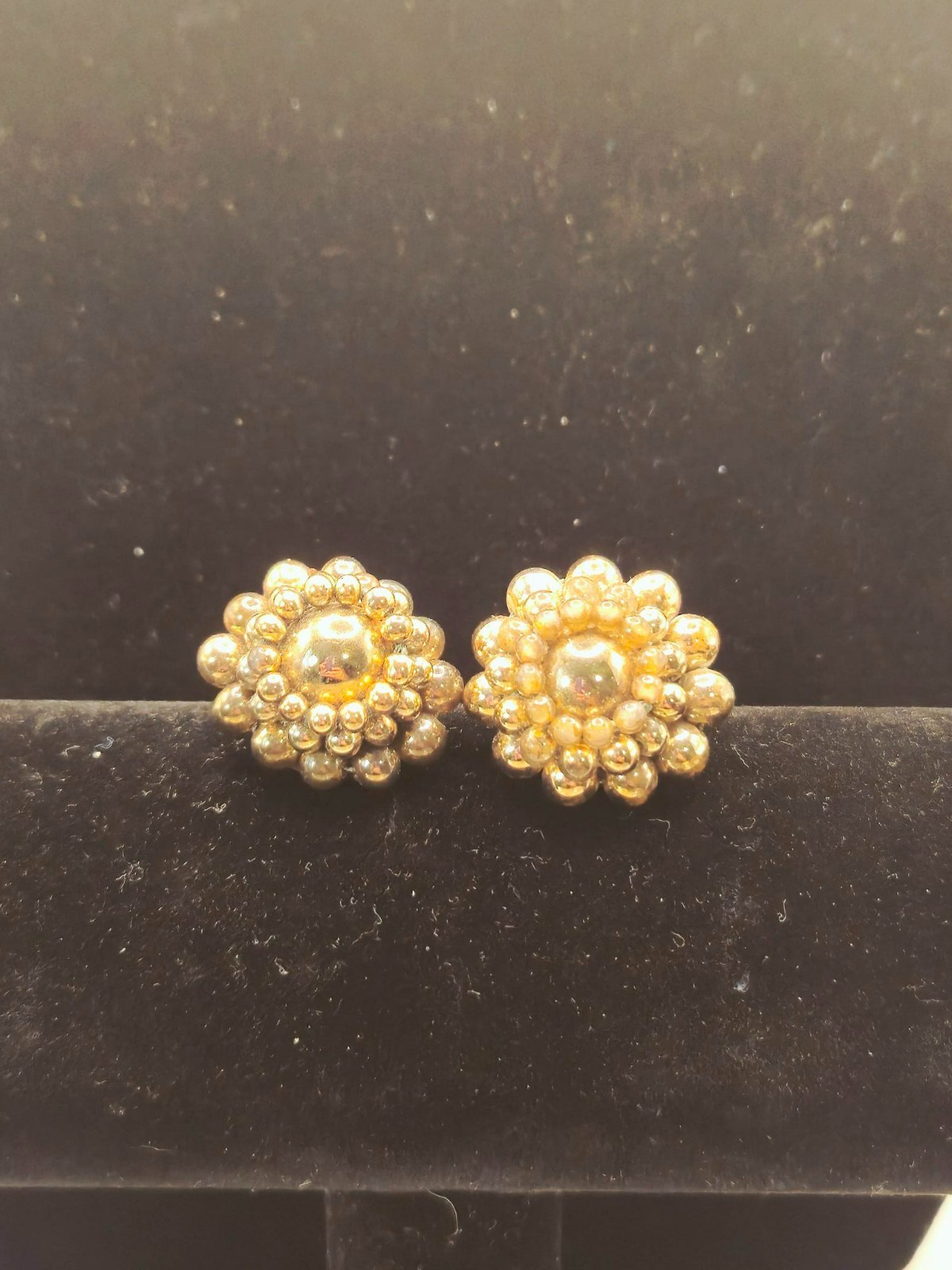 Vintage Japan Gold Tone Cluster Earrings Flower Sunburst Textured Bead Textured