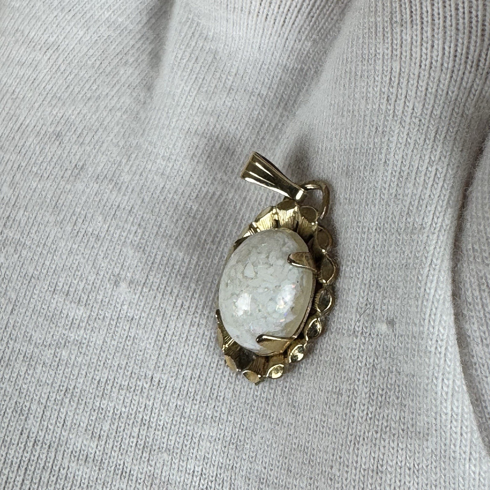 Vintage Gold-Filled Pendant w/Opalescent Glass Cabochon Mid-Century Opalite