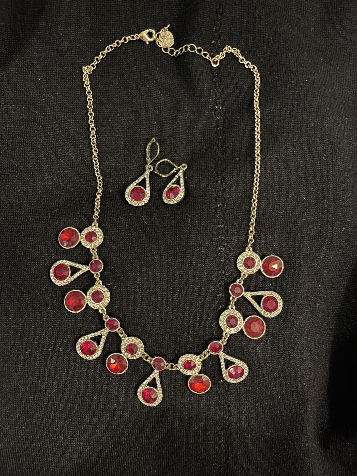 Vintage Necklace And Earrings With Red & White Crystals