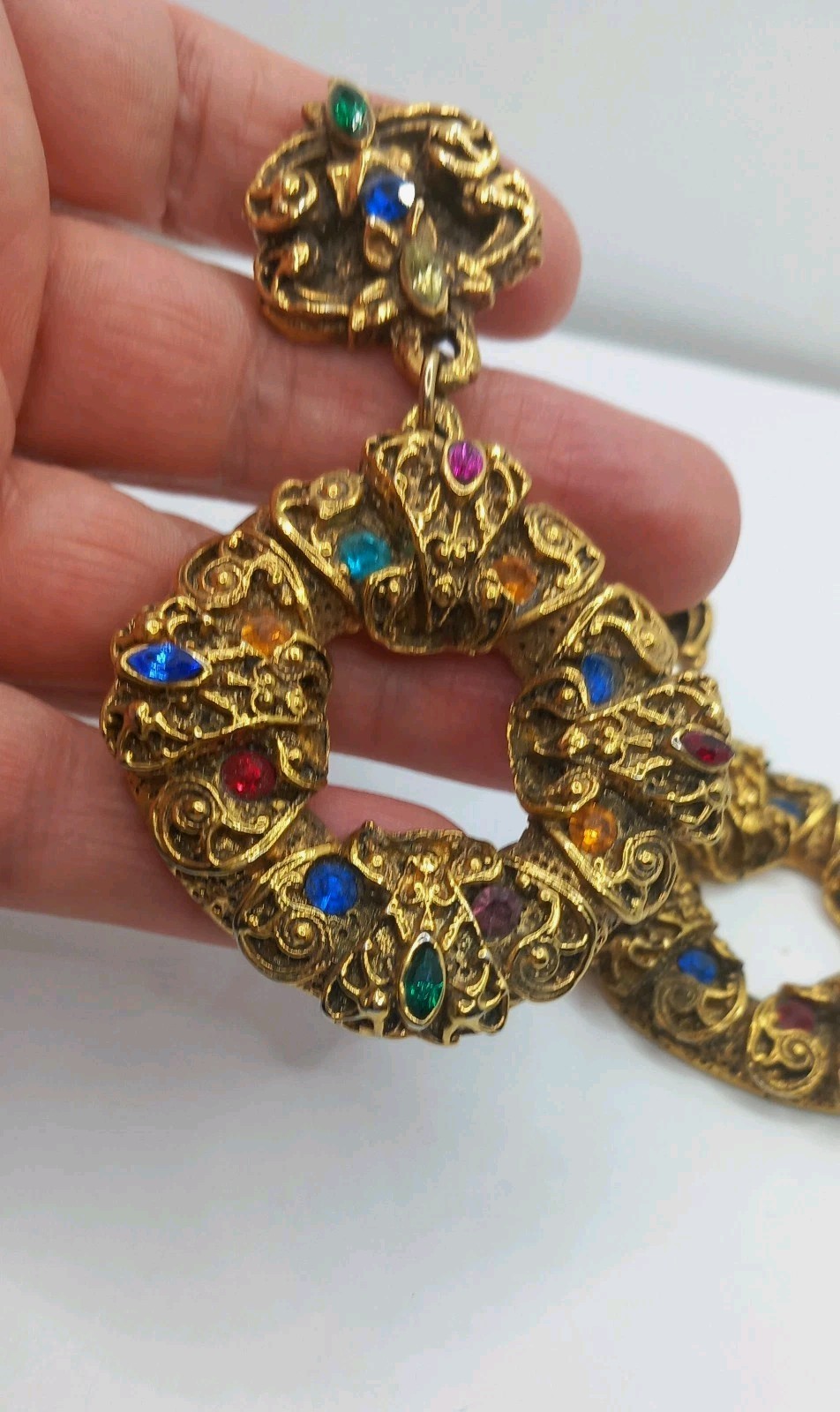 VINTAGE SATELITE GOLD TONE MASSIVE FRENCH EARRINGS