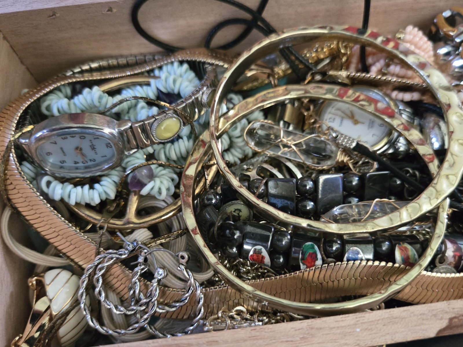 Mystery Jewelry Lot In A Vintage Cigar Box. VNG To Now.