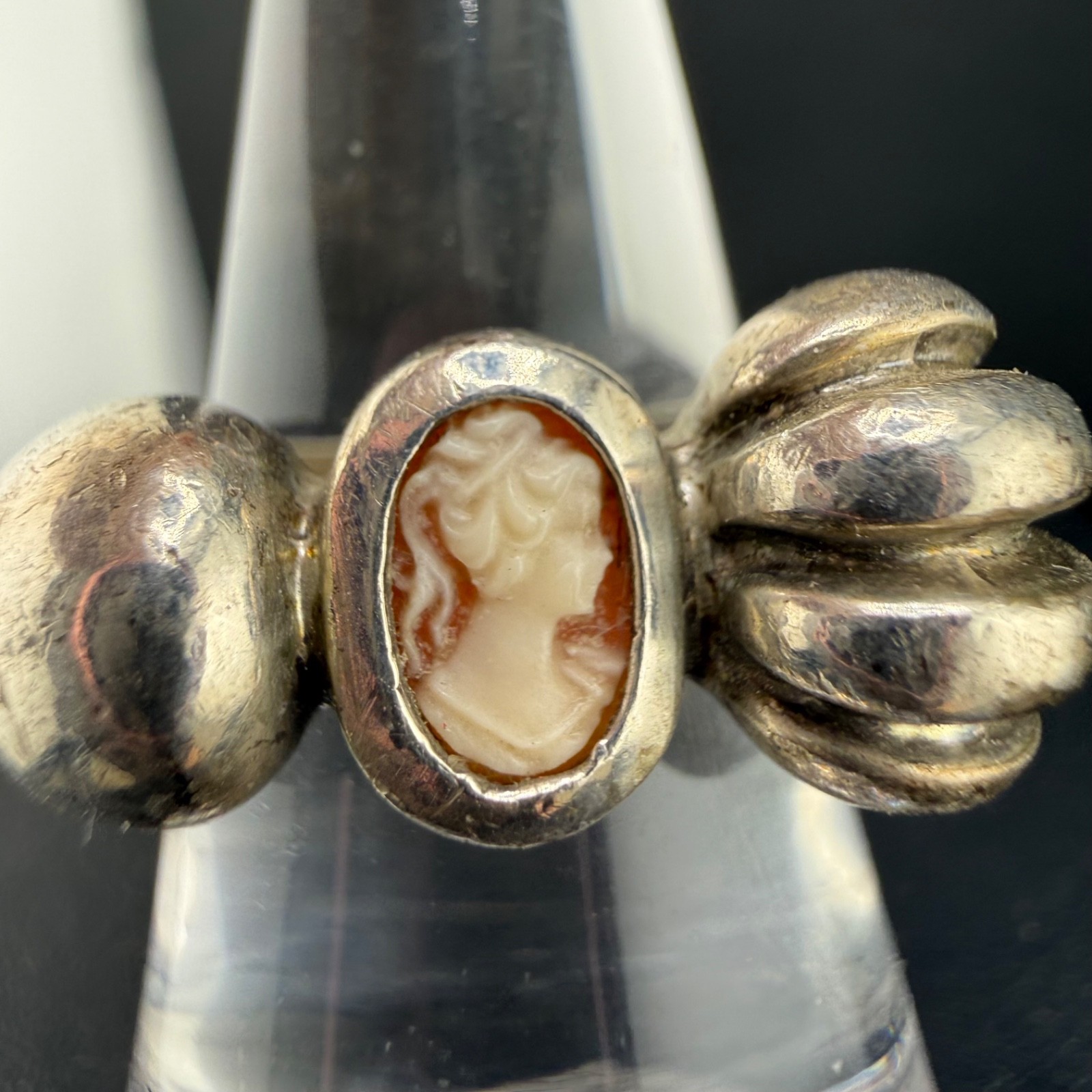 Vintage Sterling Silver Cameo Ring Size 7.5