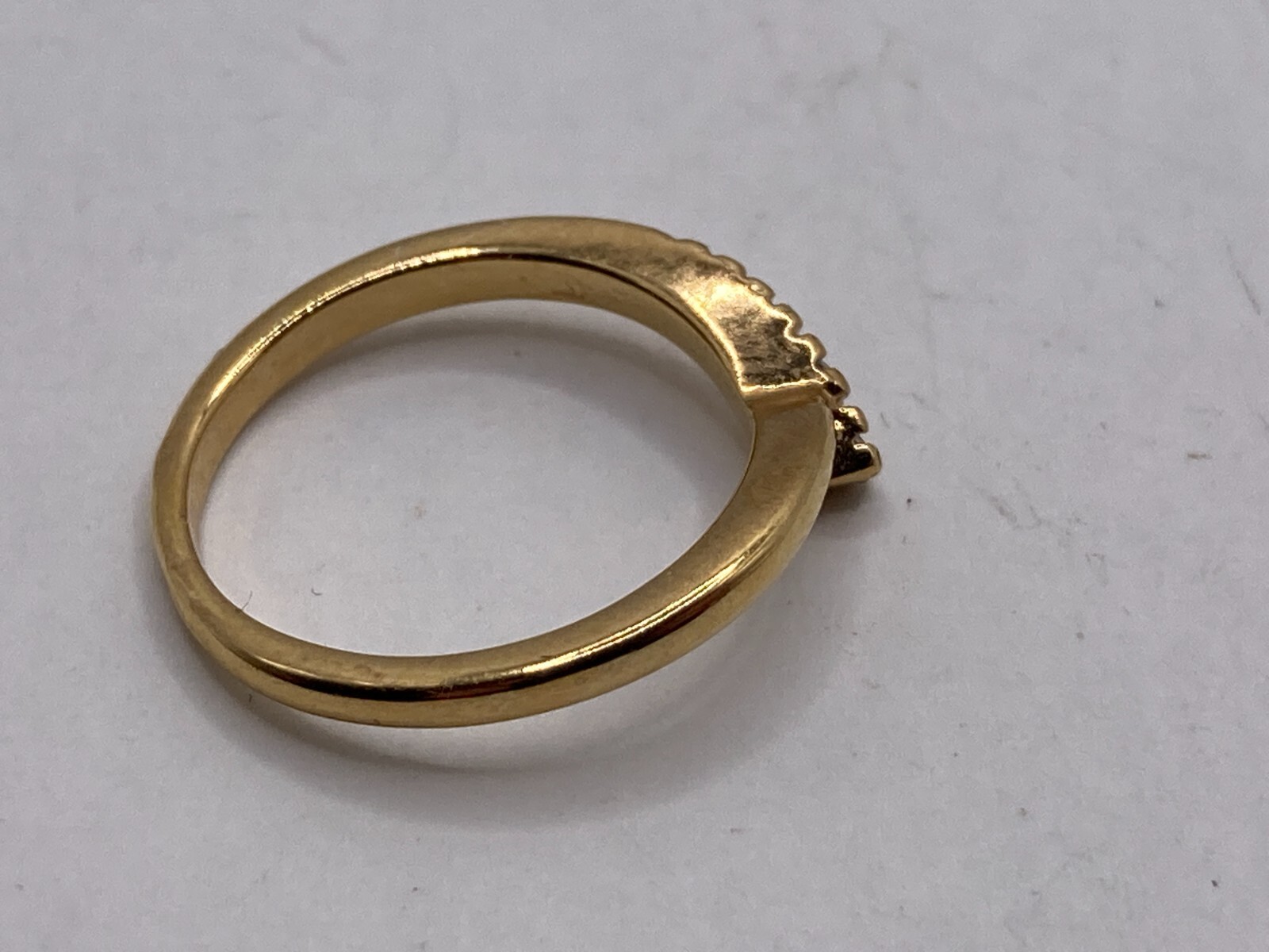 Vintage Delicate Goldtone Ring With Clear Stones (Size 5)