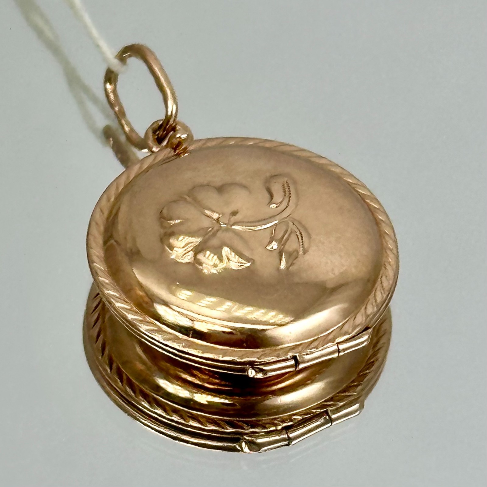USSR Vintage Original Solid Rose Gold Locket Photo 583 14K 2,56 g. Ukraine 1977