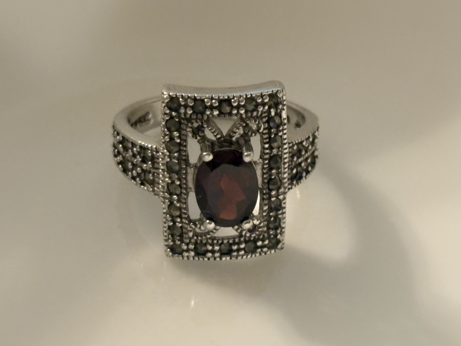Sterling Silver Art Deco Garnet & Marcasite Filigree Ring Size 7