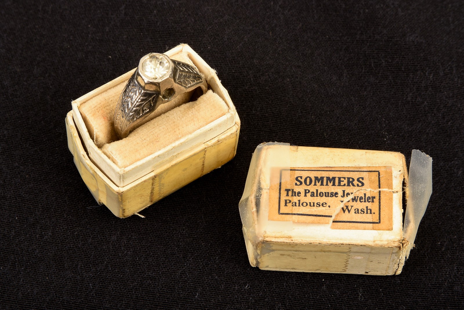 Sommer’s The Palouse Jeweler Naked Lady Peep Show Stanhope Ring Antique V22