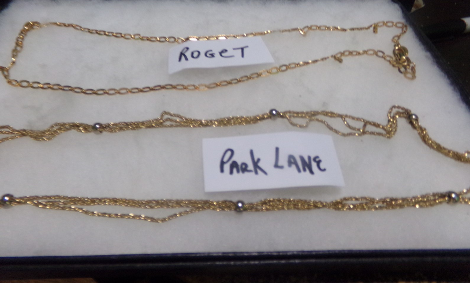 VINTAGE LOT OF 2 GOLDTONE NECKLACES / CHAIN SIGNED PARK LANE & ROGET