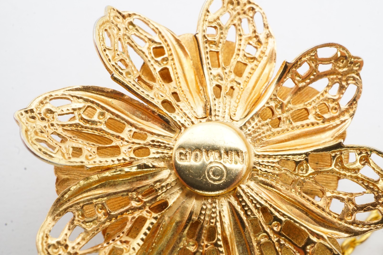 Vintage Giovanni Necklace Gold Tone Rose Flower 15″