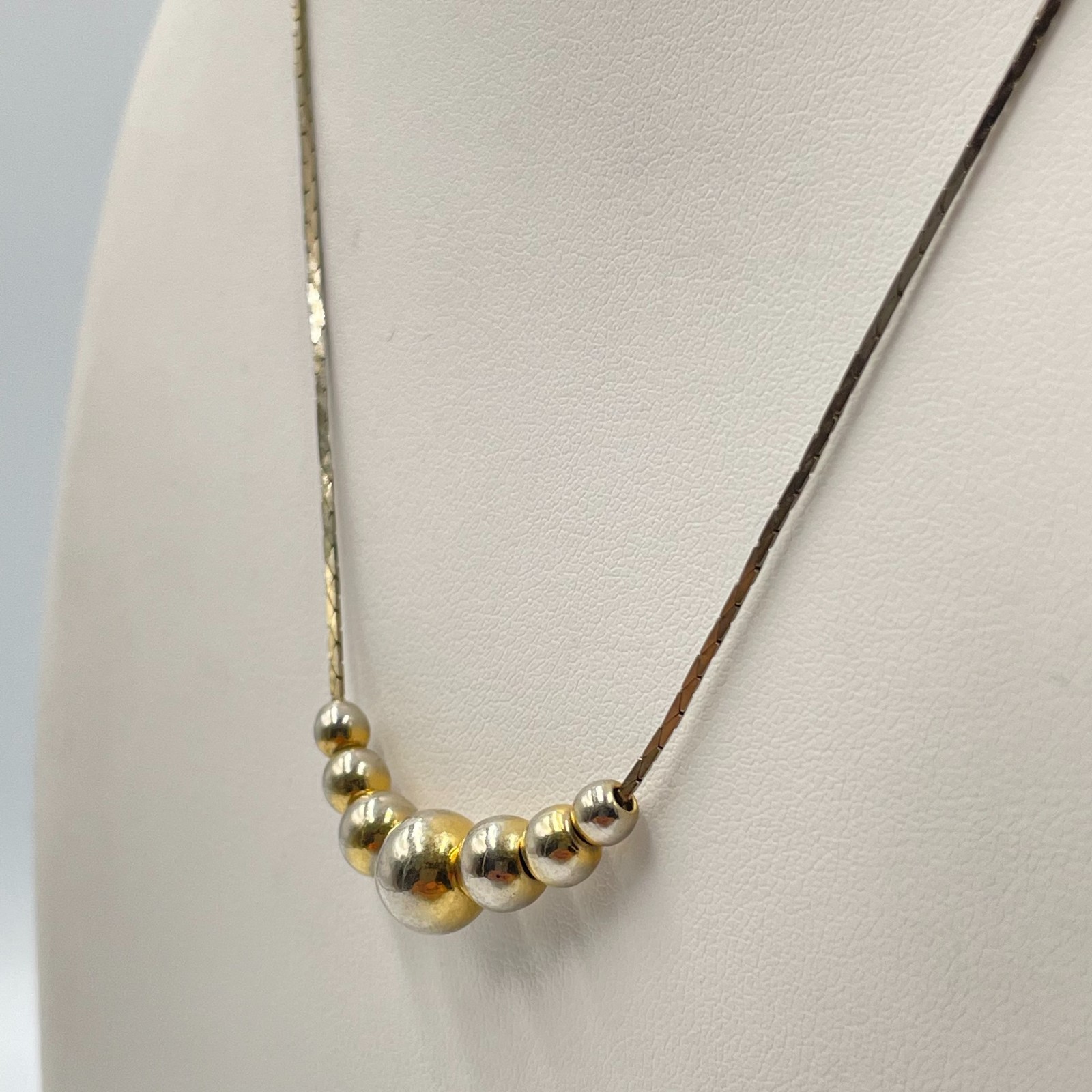 VTG Two-Tone Gold & Silver Tone Graduated Ball Bead Herringbone Chain Necklace