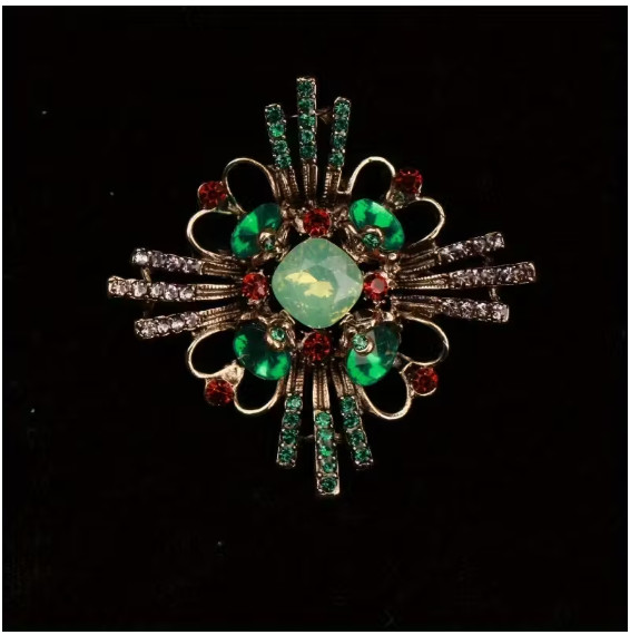 BROOCH- Vintage Style Brooch with Inlaid Green and Burgundy Rhinestones