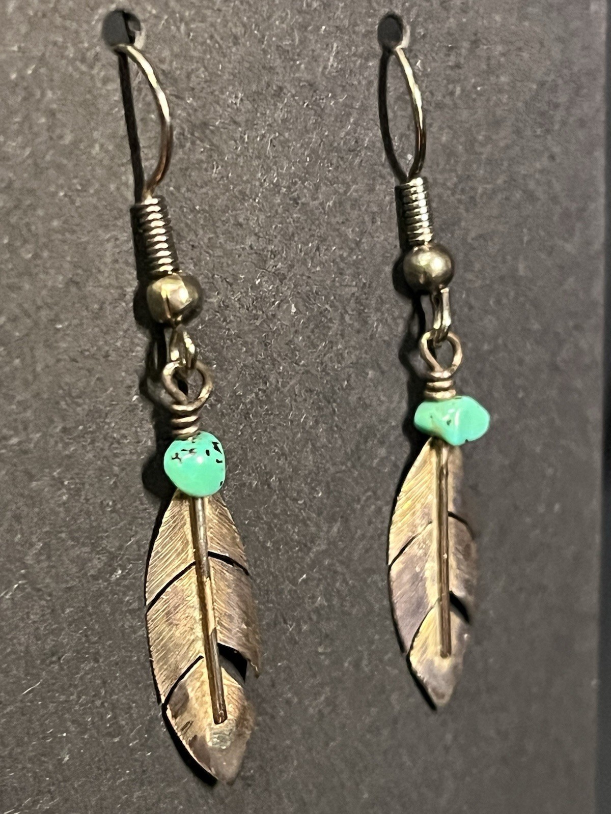 VINTAGE 925 STERLING SILVER HW TURQUOISE FEATHER DANGLE EARRINGS 1 5/8”