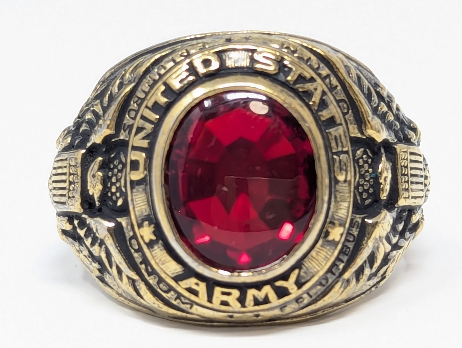 Vintage US Army Military Gold Plated Ring Red Faceted Stone Karatclad Size 10.5