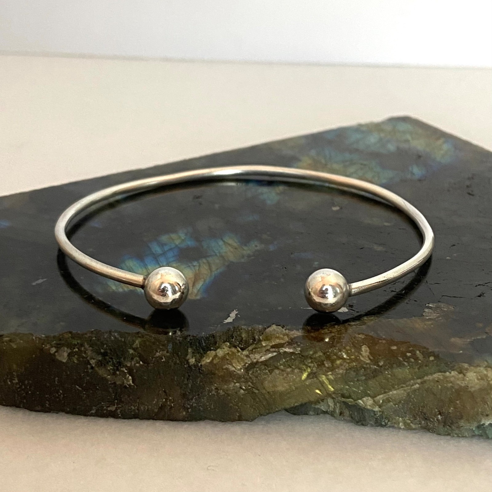 Vintage Sterling Silver 925 7MM Bead Ball Oval Cuff Bracelet Sz 7″