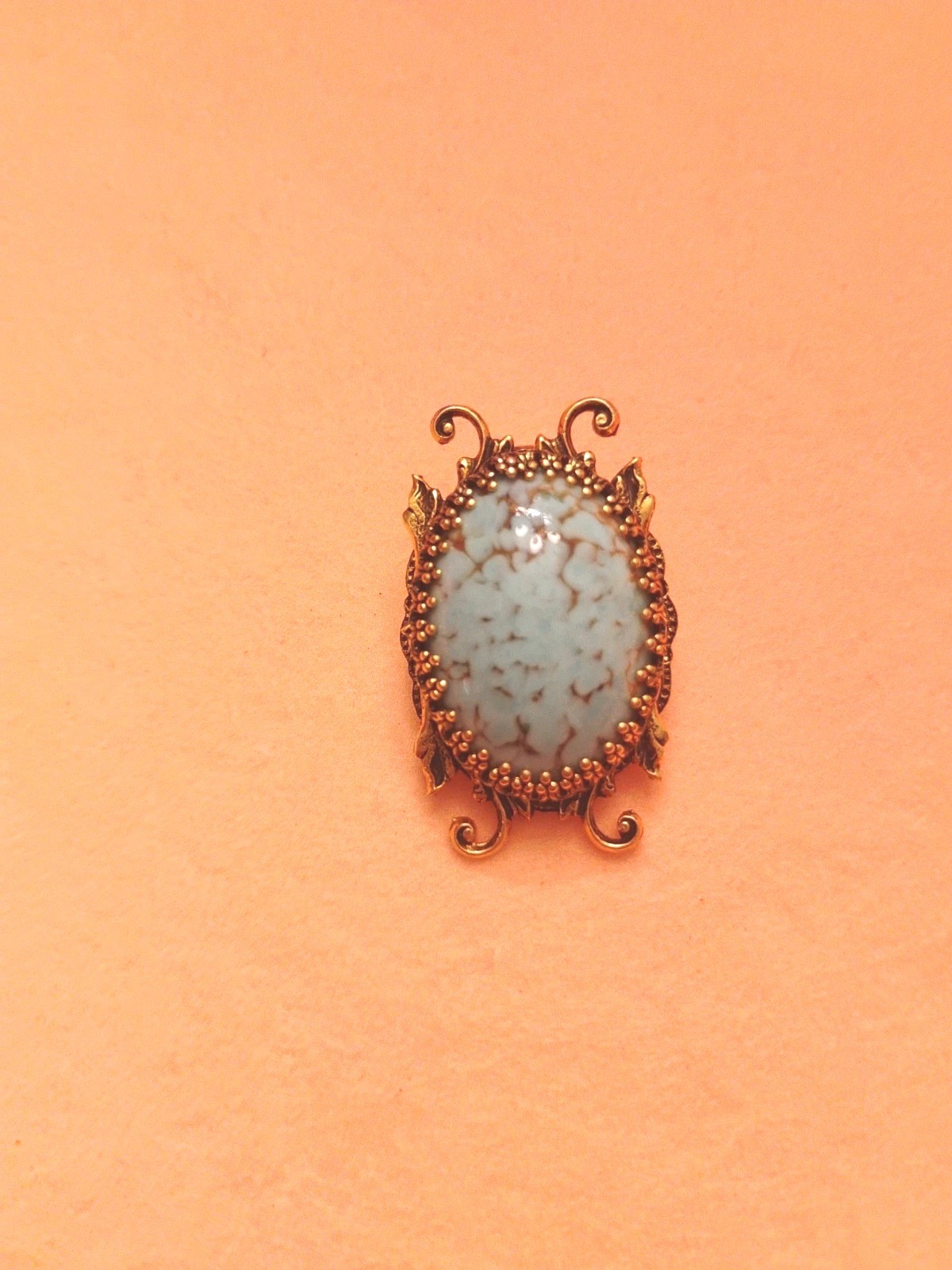 VTG Scarab Beetle Gold tone Pendant/ Brooch. Excellent Condition