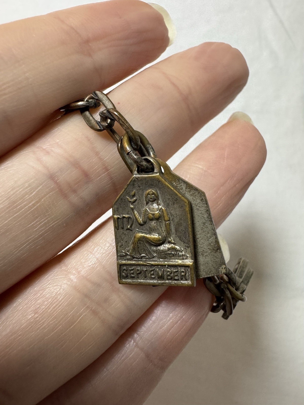 Vintage Zodiac Signs Charm Bracelet Antiqued Brass Tone Metal Astrology Jewelry