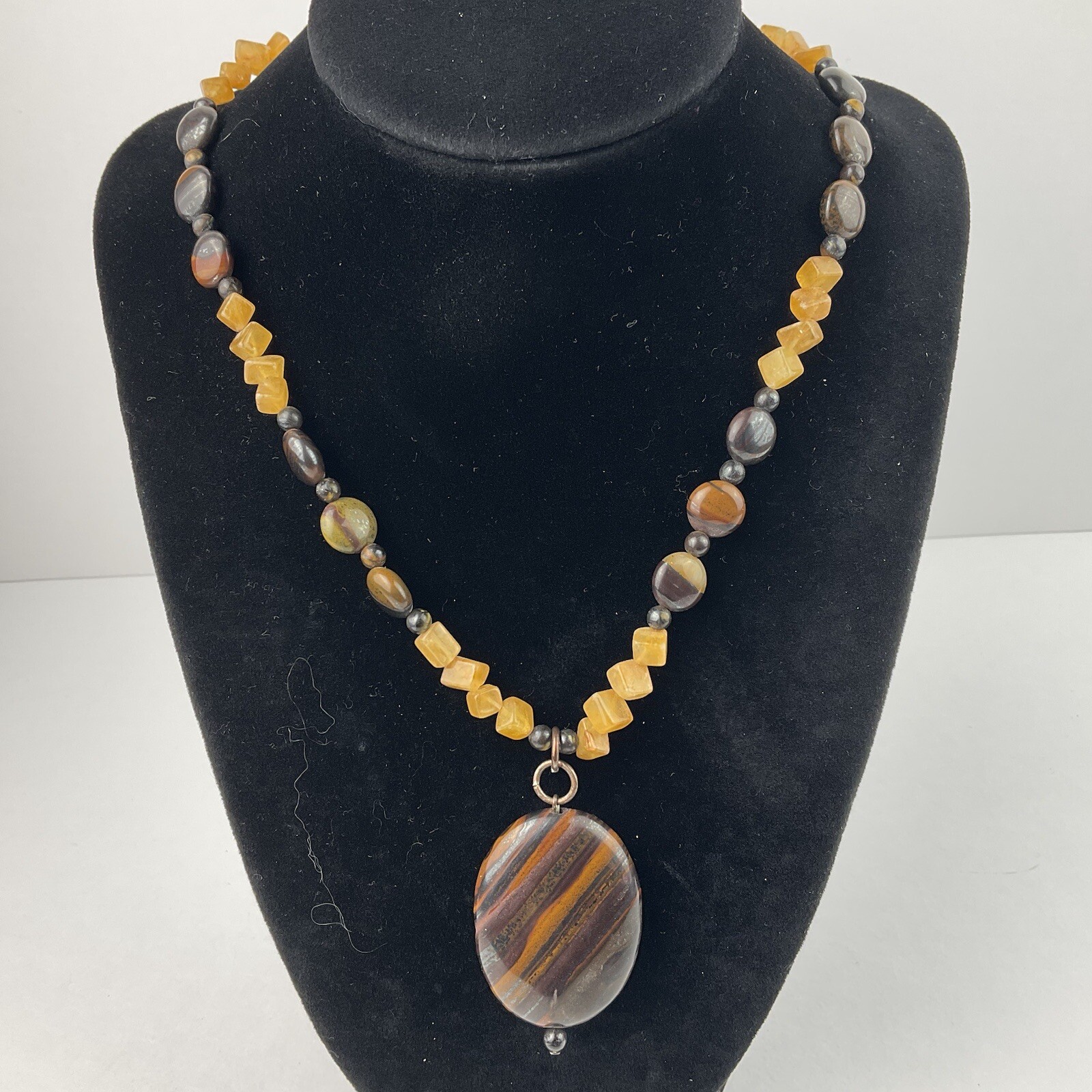 Vtg Genuine Brown Gold Tiger Iron Pendant Yellow Citrine Beaded Necklace Sz 17″