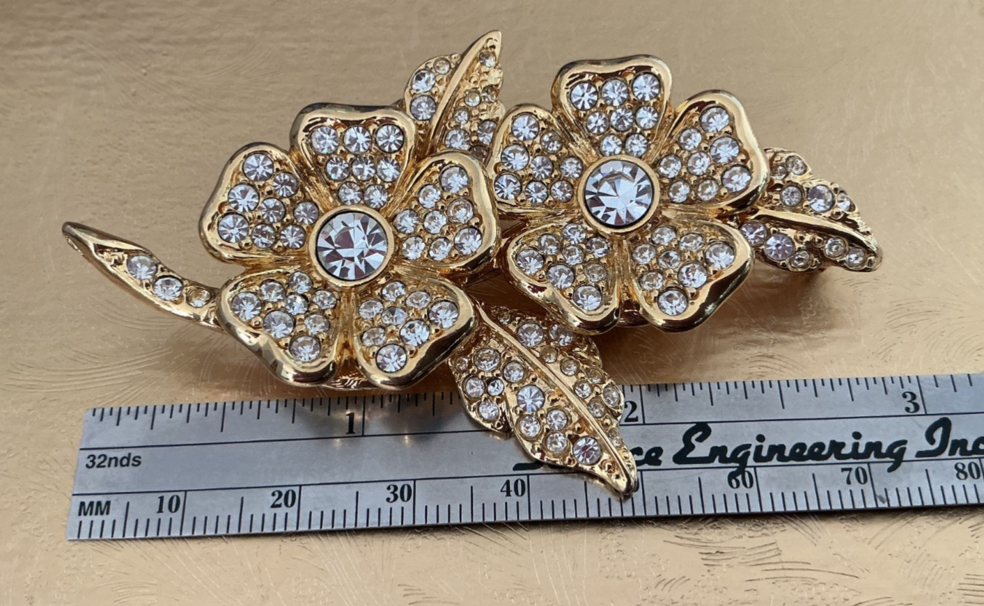 JOAN RIVERS Duet Convertible Flower Crystal Pin Brooch & Clip-on Earrings DsVa