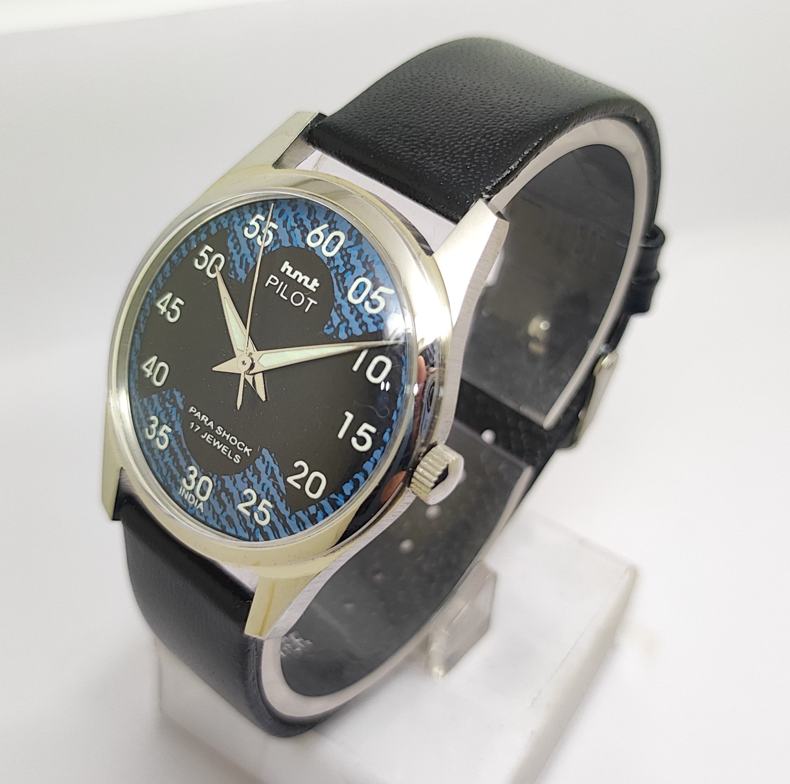 Vintage Hmt Pilot Black Dial 17 Jewels Para Shock Mechanical hand winding Watch
