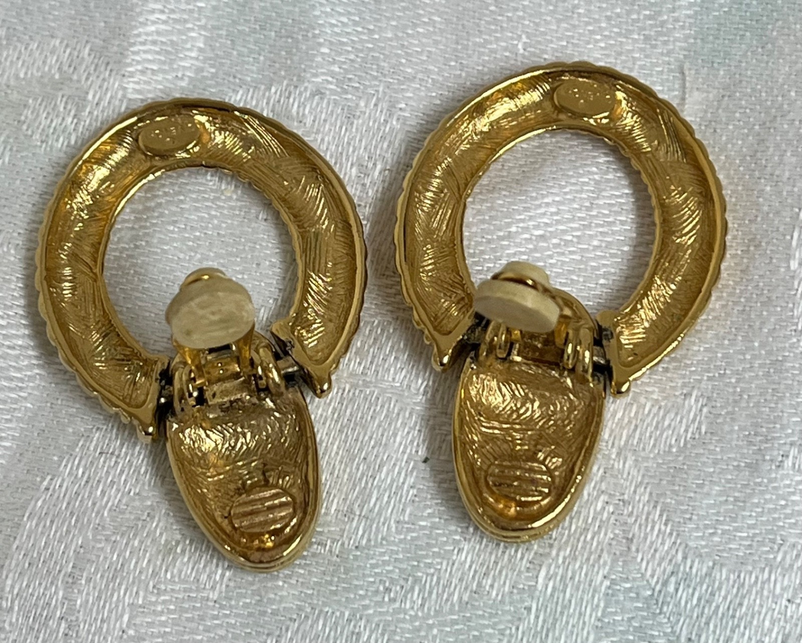 Vintage Givenchy LOGO Door Knocker Earrings Gold Plated Ribbed Clip 80s
