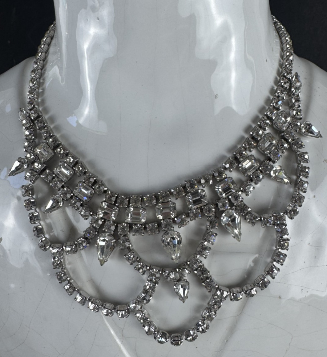 3 Piece VTG Clear White Rhinestone Wedding Necklace Bracelet Pin Costume Jewelry