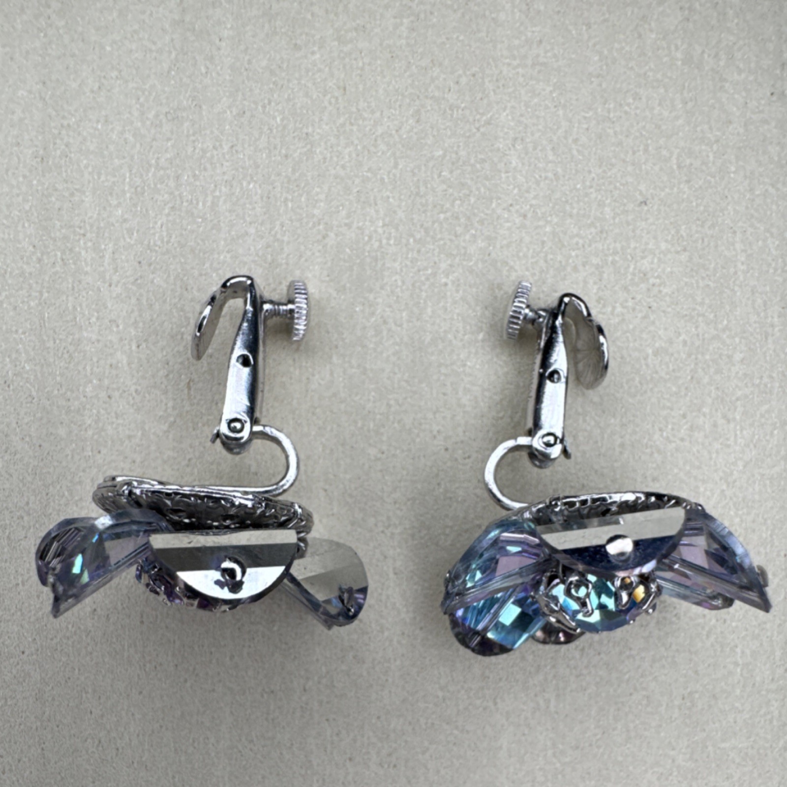 Vintage Vendome Wisteria Swarovski Pagoda Bead Flower Clip Earrings