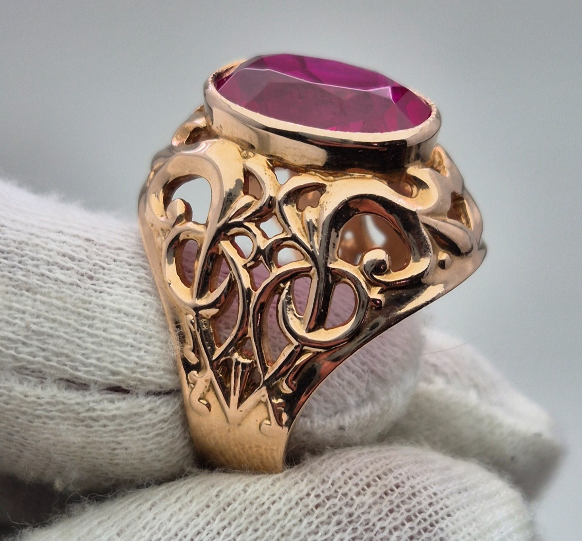 Vintage Soviet 14K Rose Gold Ring 583 with Stone • 11g • Original USSR Jewelry