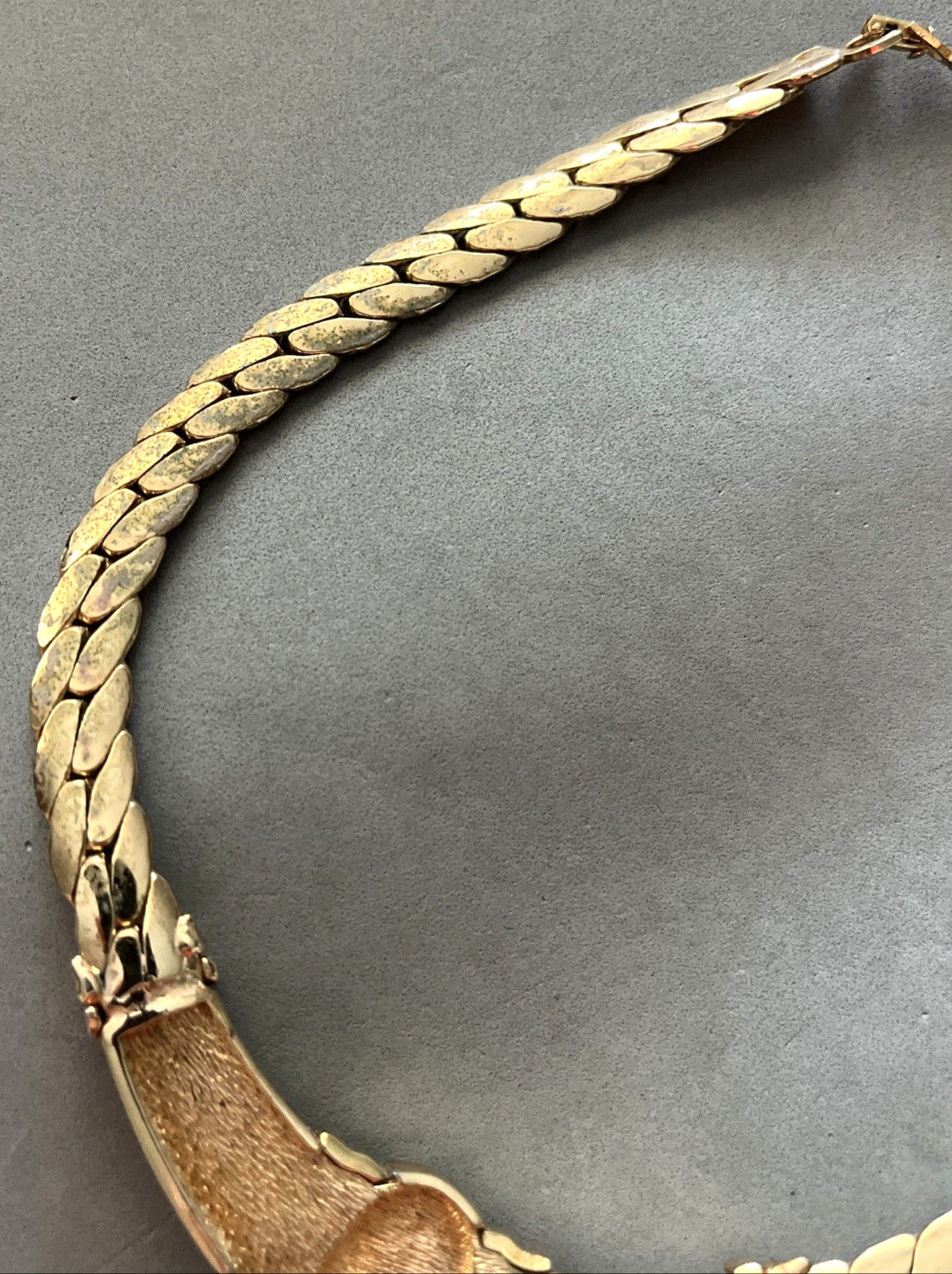 Vintage CHRISTIAN DIOR Rhinestone Oval Faux Pearl Collar Gold Tone Necklace