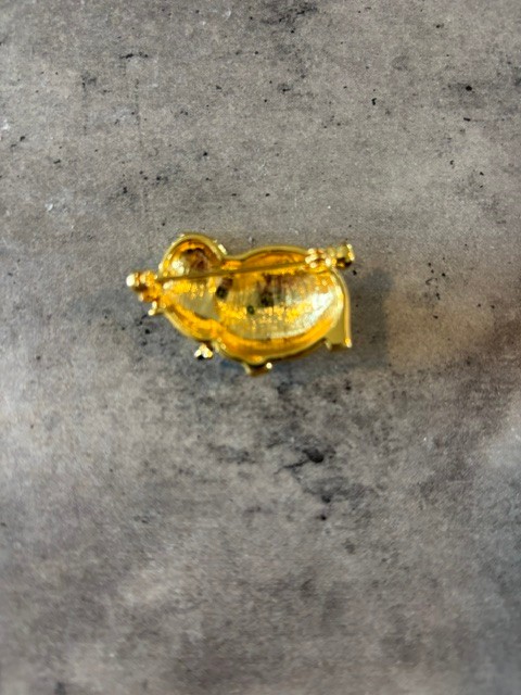 Vintage Cute Pig Piggy Gold Tone Pin Brooch With Pink Flowers