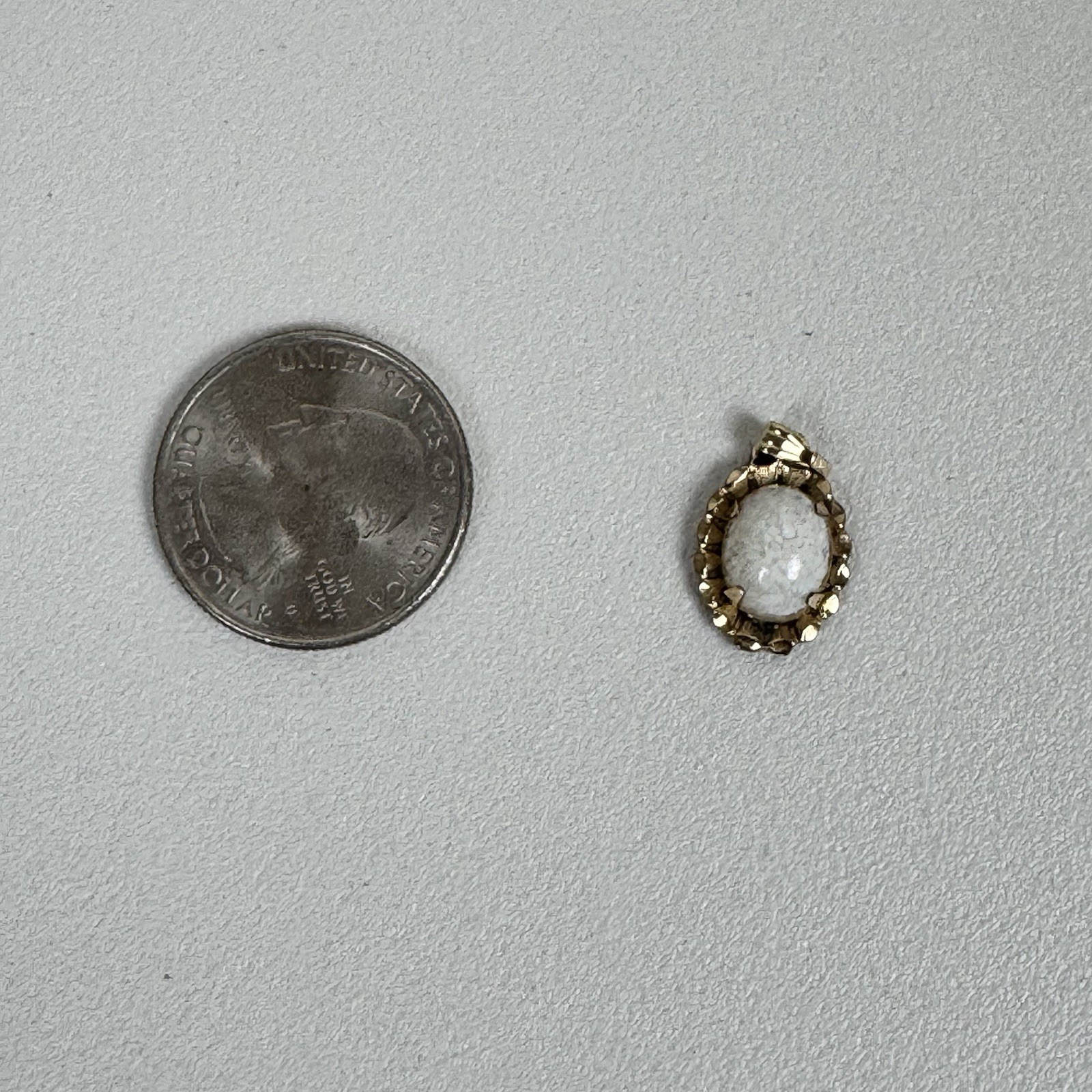 Vintage Gold-Filled Pendant w/Opalescent Glass Cabochon Mid-Century Opalite
