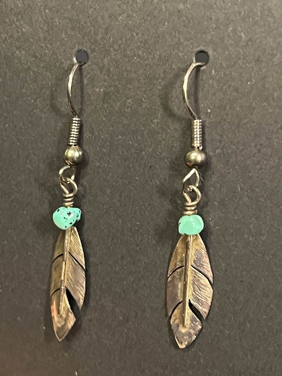 VINTAGE 925 STERLING SILVER HW TURQUOISE FEATHER DANGLE EARRINGS 1 5/8”