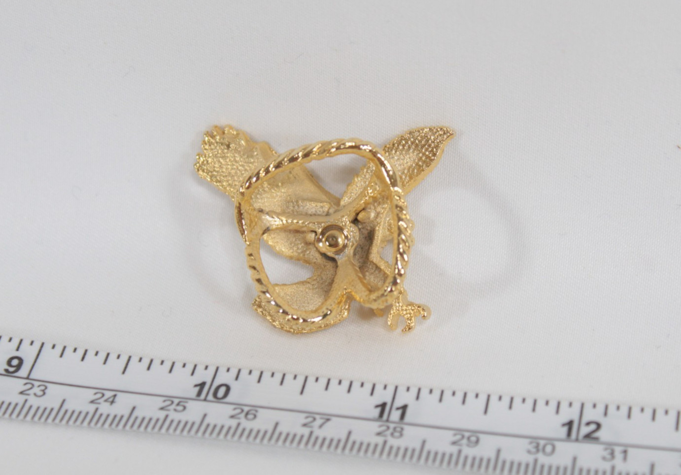 Flying Eagle Scarf Slide Gold Tone Patriotic Jewelry Bolo Beautiful! UNUSED