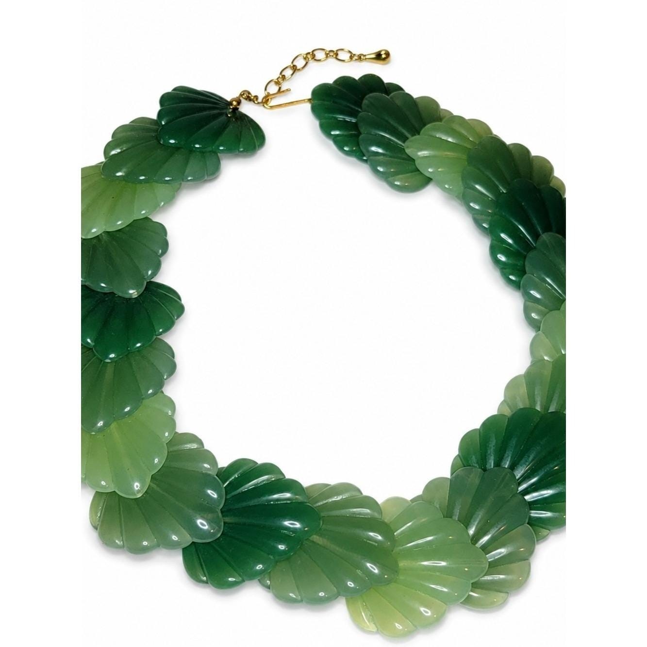 Vintage Green Lucite Statement Necklace Ombre Carved Scallop Shell Bib Necklace