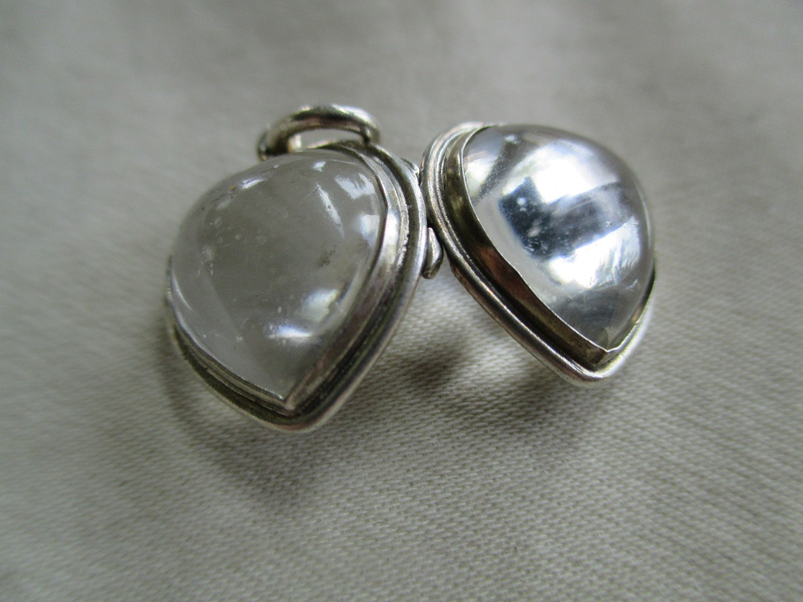 Vtg Sterling Charm RARE Pools of Light Puffy Heart Locket