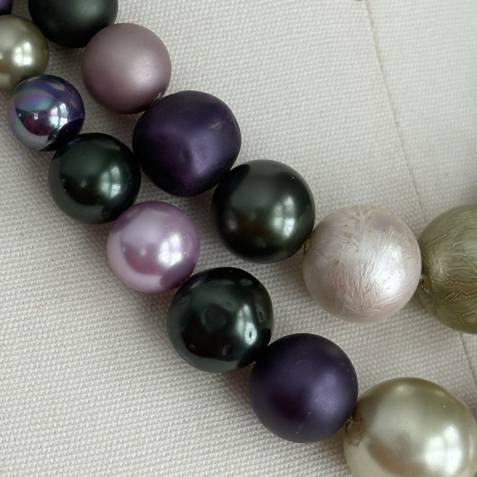 Vintage 1960’s Purple Lavender & Green Faux Pearl Double Strand Necklace