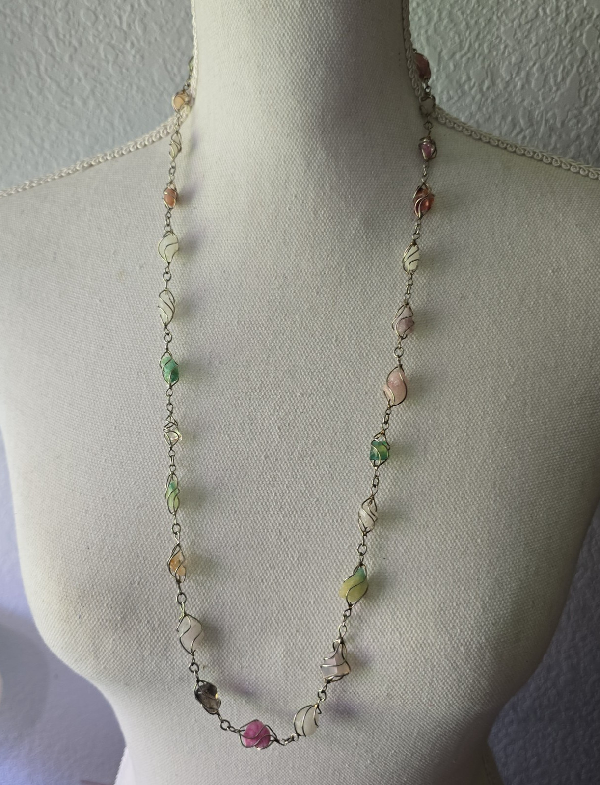 Vintage Stainless Steel Wire Multi Color Quartz Beads Necklace Pull On 30″L