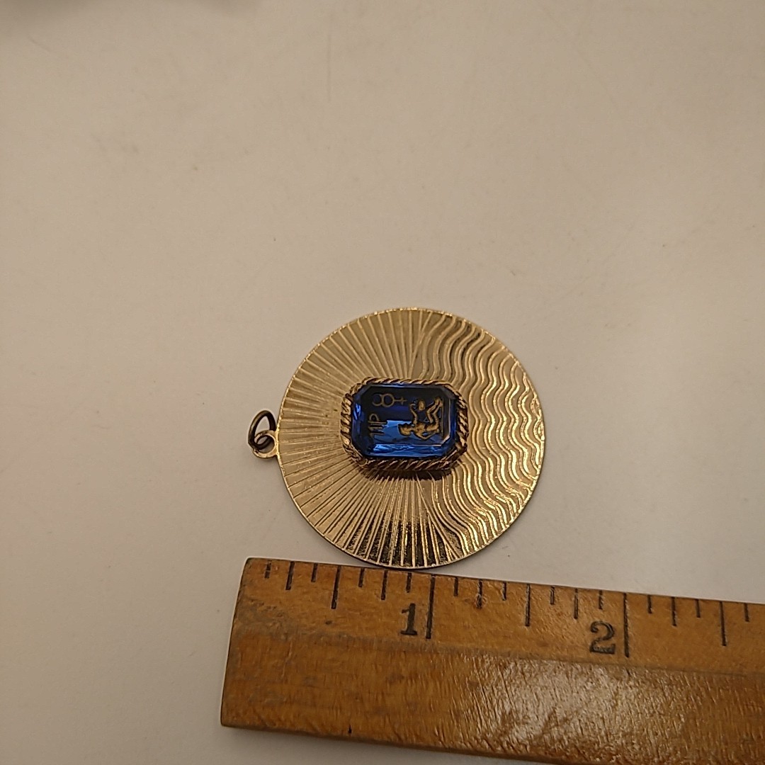 Virgo Zodiac Blue Glass Gold Tone Sunburst Pendant Etched Astrological Signs VTG