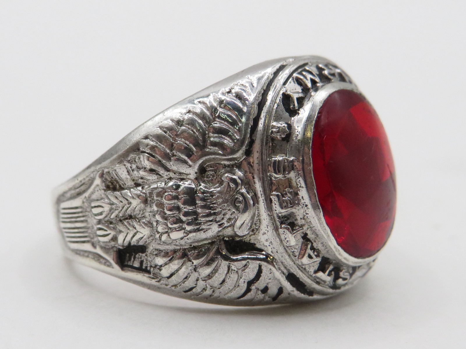 VINTAGE STERLING SILVER CREST CRAFT RED STONE UNITED STATES ARMY RING SIZE 9**