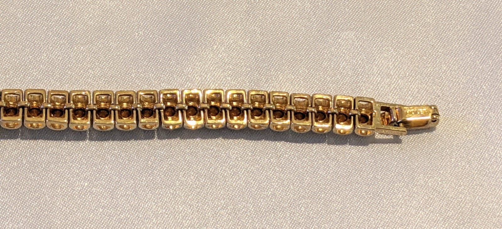 Vintage MONET Ruby Red & Clear Rhinestones Gold Tone Tennis Bracelet Signed 7″