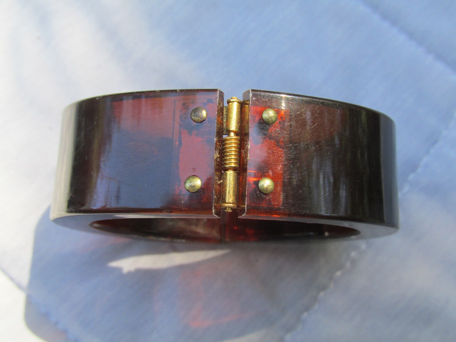 Vintage Lucite Clamper Bracelet GC Initials Brown 6.5″ Gold Plated Statement