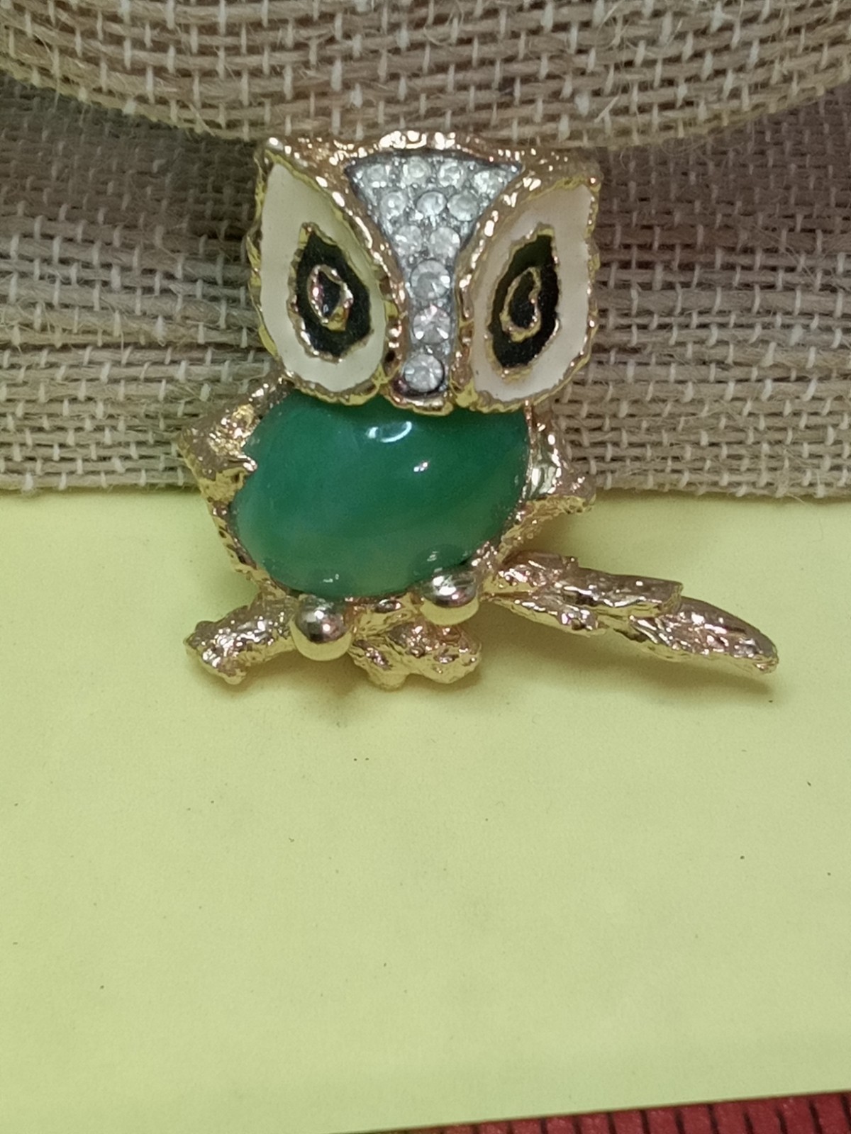 Vintage JOMAZ GOLD TONE & RHINESTONE W/green Stone Owl BROOCH JOSEPH MAZER